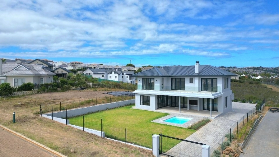 4 Bedroom Property for Sale in Baron View Western Cape